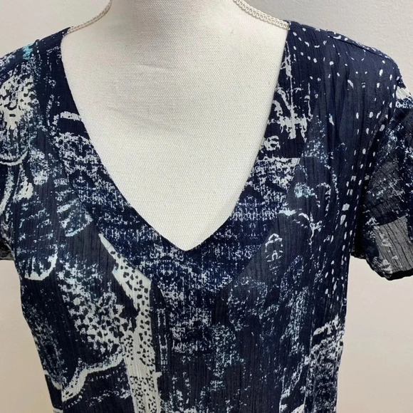 Lucky Brand Woman Small Blue White Short Sleeve Cotton Gauzy Beachy Travel k4 - Picture 3 of 8